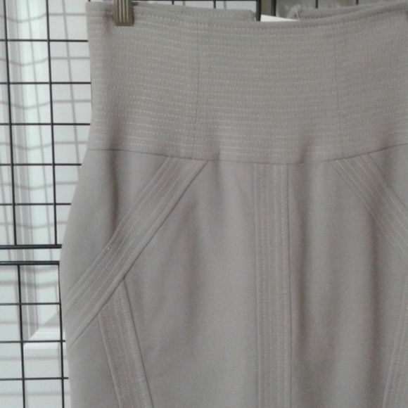 Structural wool blend high waist skirt. NWT - Picture 5 of 7